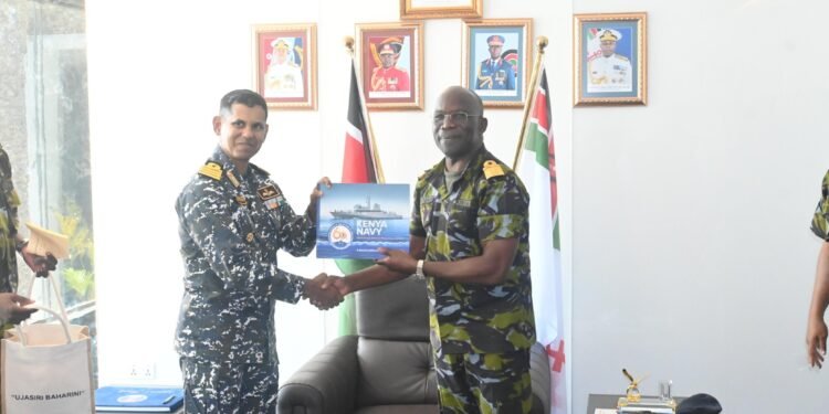 Senior Officer 1TS and COs of visiting ships called on Major Gen Paul Owuor Otieno, Cdr Kenya Navy and held discussions on topics of mutual interest.
