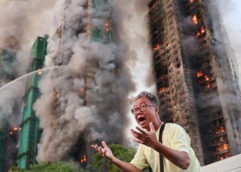 Hong Kong Tower Fire Kills 44, Worst in Decades
