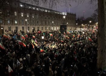 U.S. Lawmakers Urge Caution on Military Options in Iran