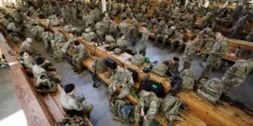 Pentagon Mobilizes Elite 82nd Airborne for Middle East Deployment 