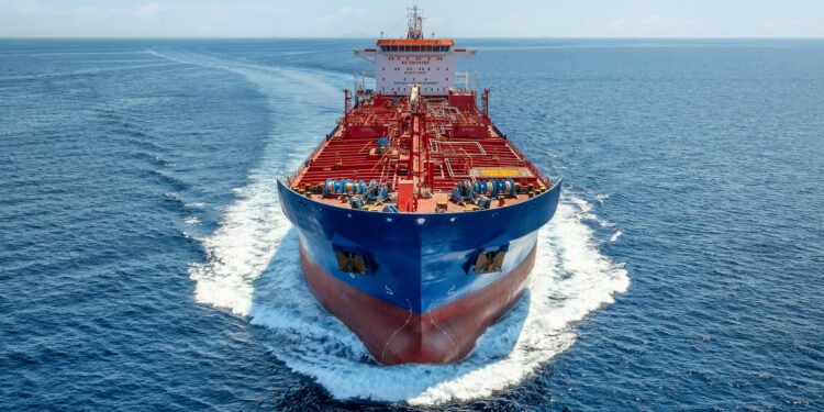 Iran Closes Key Oil Route Amid U.S. Standoff