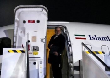 Decoding Trump’s ‘Call Us’ Gambit as Iran Turns to Russia in War Standoff