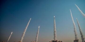 Gulf on Edge: Iran Strikes Kuwait, U.S. Retaliates Near Hormuz