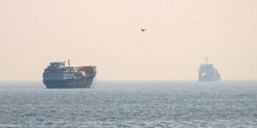 Iran-Oman Diplomacy Offers Hope for Strait of Hormuz