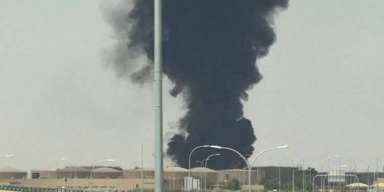 Riyadh Airport Attack Raises Fears of Wider Saudi–Houthi War and US Intervention